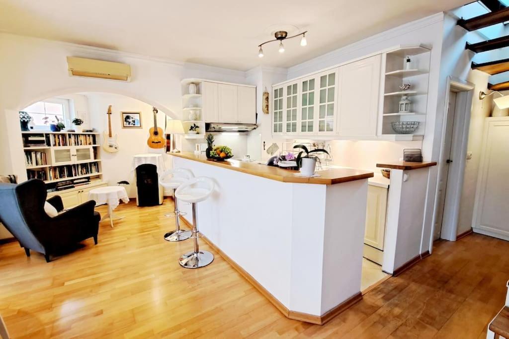 Ellity Apartment ซริกเวนิซา ภายนอก รูปภาพ
